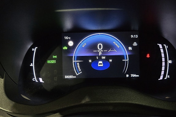 Toyota Yaris Cross 16 of 20