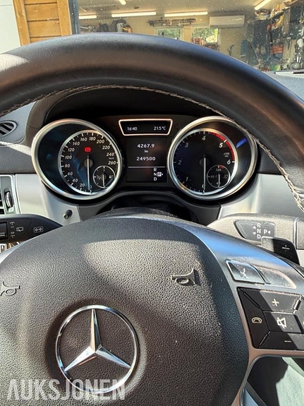 Mercedes-Benz M-Klasse 11 of 21