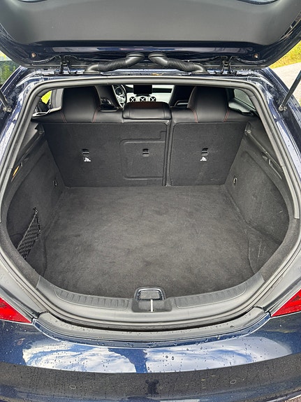 Mercedes-Benz CLA220 22 of 28