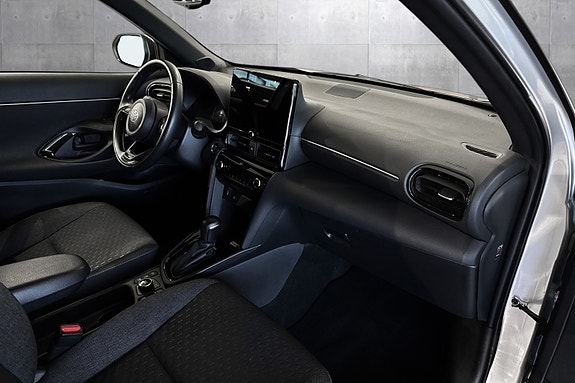 Toyota Yaris Cross 18 of 23