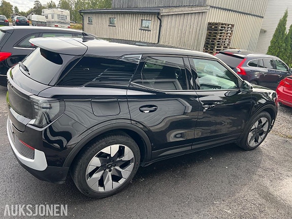 Ford Explorer 6 of 15