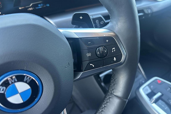 BMW 225e 30 of 30