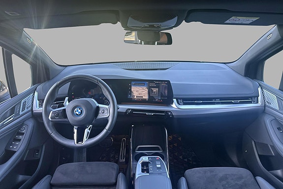 BMW 225e 10 of 30