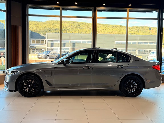 BMW 530e 6 of 30