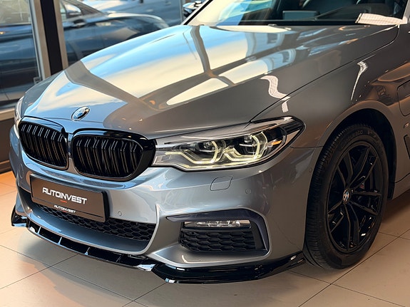BMW 530e 3 of 30