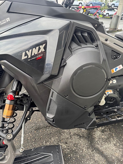 Lynx Shredder RE 3900 850 E-Tec Trubo R 4 of 9