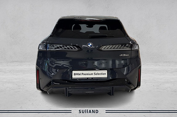 BMW iX3 4 of 20