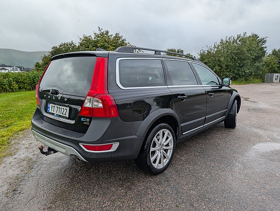 Volvo XC70 4 of 12
