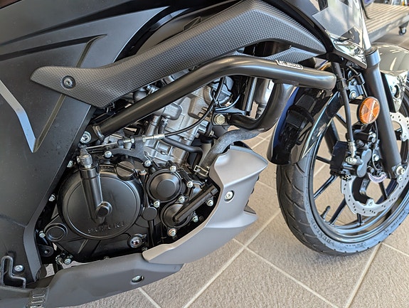 Suzuki GSX-S 125 9 of 17