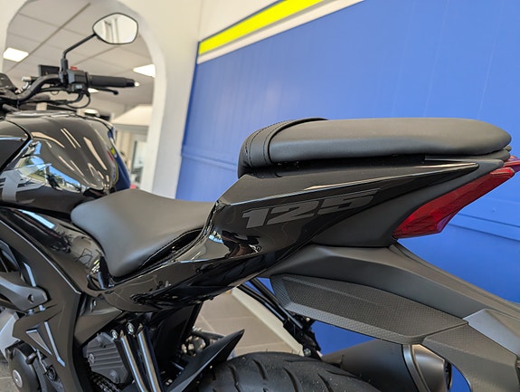 Suzuki GSX-S 125 11 of 17