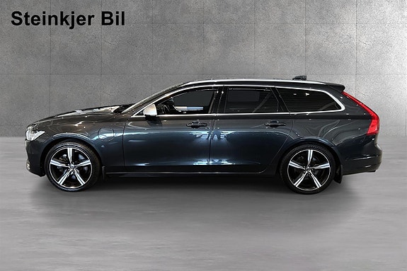 Volvo V90 2 of 15