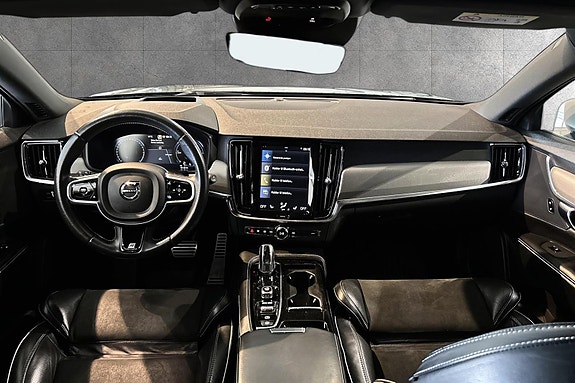 Volvo V90 10 of 15