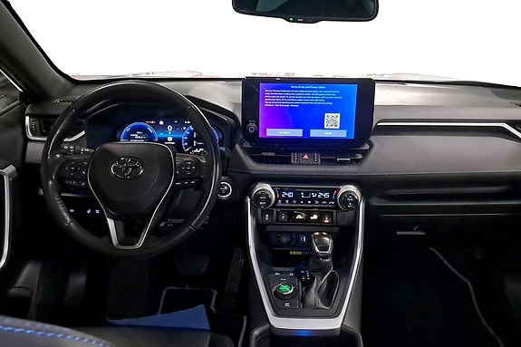 Toyota RAV4 10 of 30