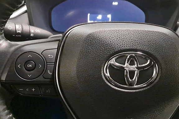 Toyota RAV4 29 of 30