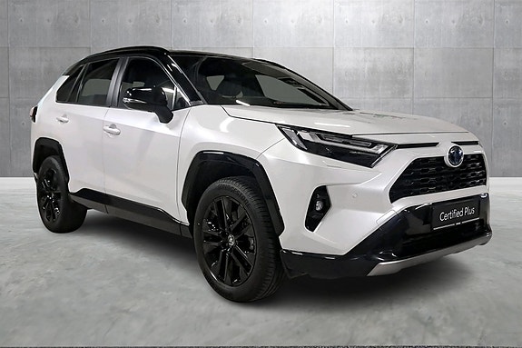 Toyota RAV4 7 of 30