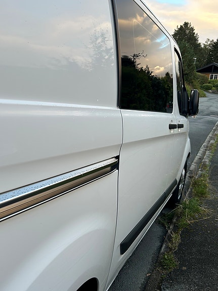 Ford Transit Custom 4 of 22