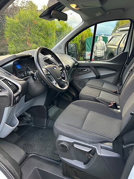 Ford Transit Custom 5 of 22
