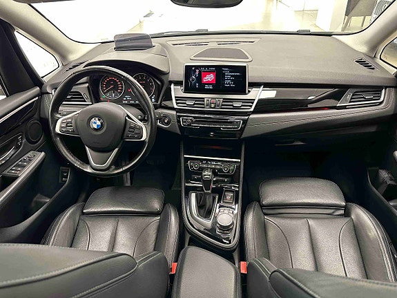 BMW 225xe 25 of 30