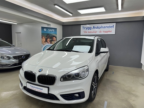 BMW 225xe 5 of 30