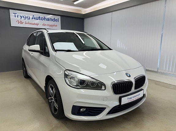 BMW 225xe 8 of 30