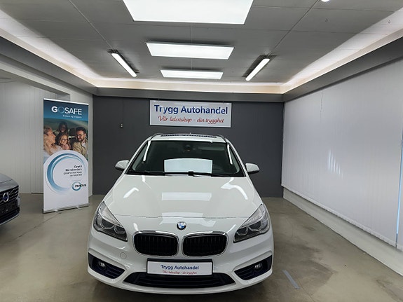 BMW 225xe 7 of 30