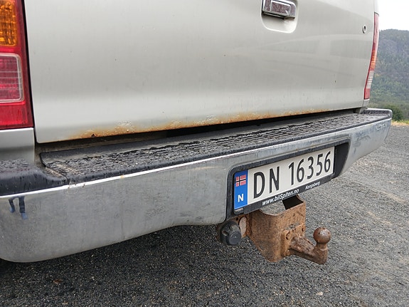 Toyota HiLux 10 of 10
