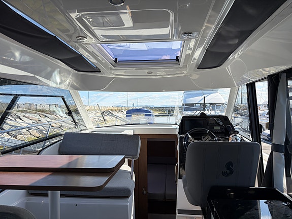 Beneteau Antares 9, 2018mod, Suzuki 350, selges 6 of 19