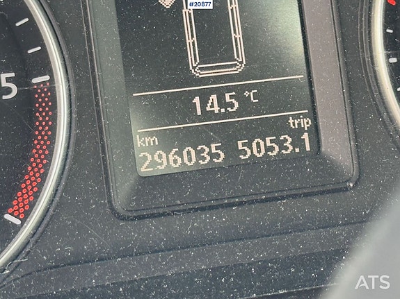 Volkswagen Caravelle 13 of 29