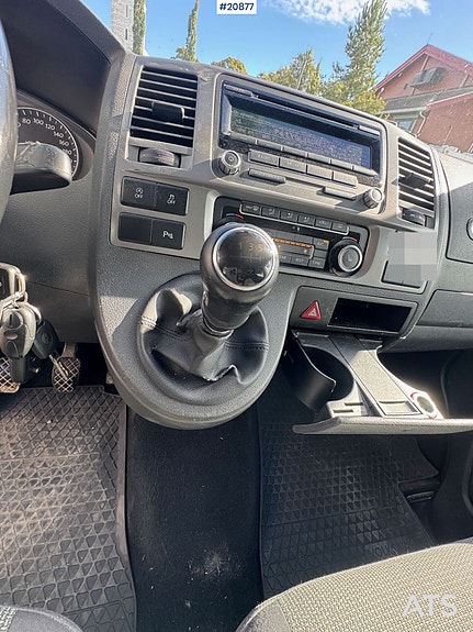 Volkswagen Caravelle 14 of 29