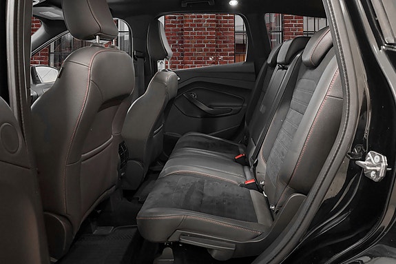 Ford Kuga 27 of 29
