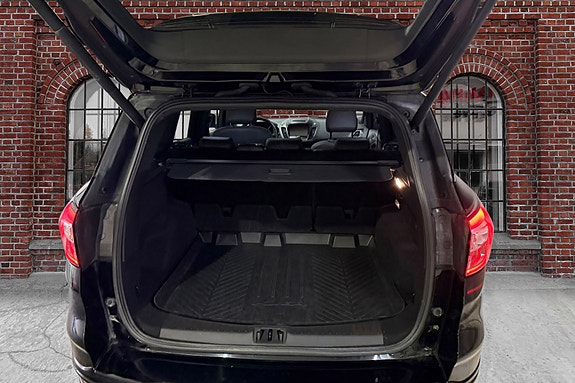 Ford Kuga 28 of 29