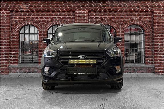 Ford Kuga 3 of 29