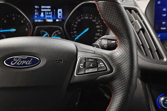 Ford Kuga 20 of 29