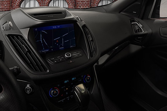 Ford Kuga 21 of 29
