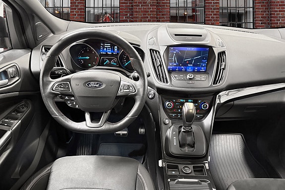 Ford Kuga 18 of 29
