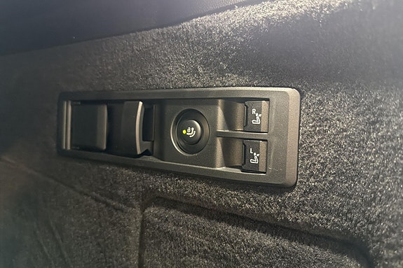 BMW iX 22 of 23