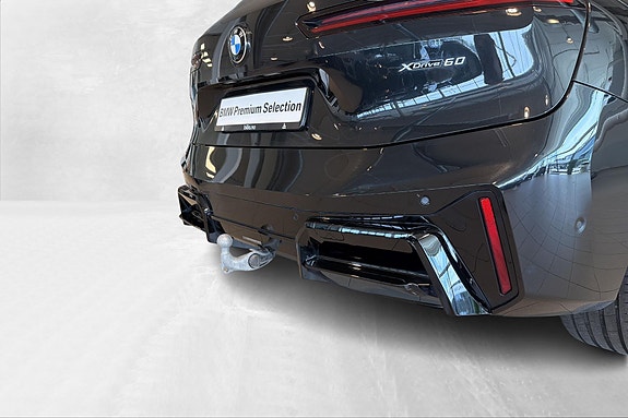 BMW iX 21 of 23
