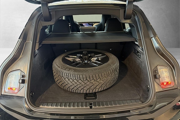 BMW iX 25 of 28