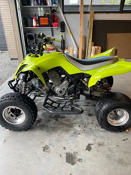 Yamaha Raptor 700 2 of 13