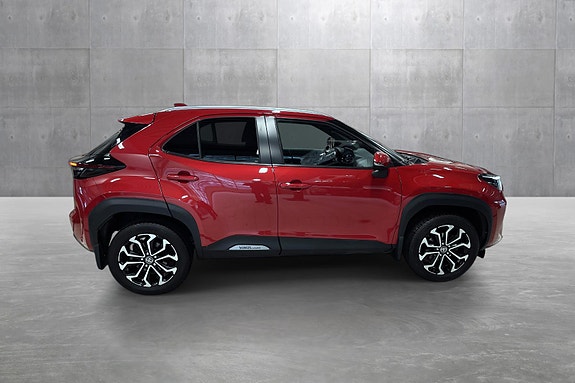 Toyota Yaris Cross 6 of 18