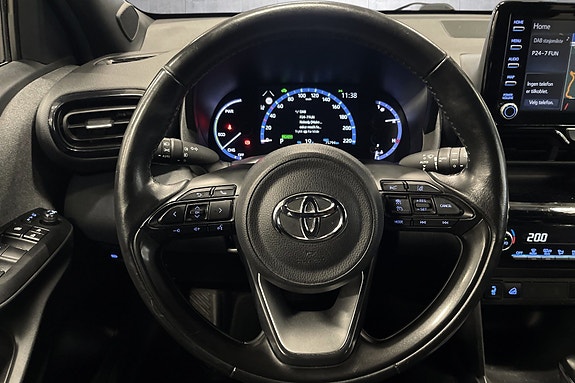 Toyota Yaris Cross 10 of 18