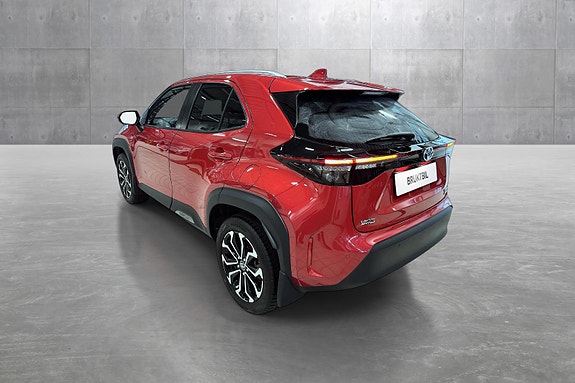 Toyota Yaris Cross 3 of 18