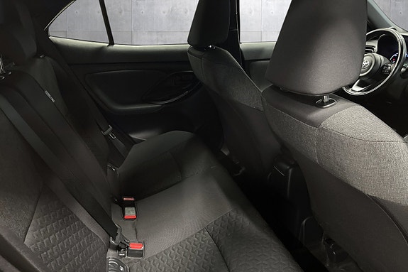 Toyota Yaris Cross 16 of 18