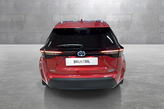 Toyota Yaris Cross 4 of 18