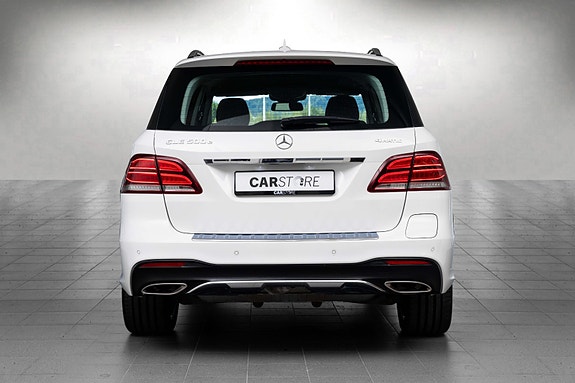 Mercedes-Benz GLE500 e 8 of 27