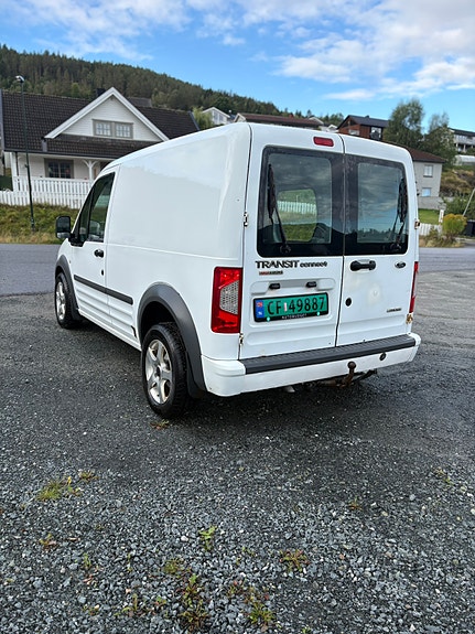 Ford Transit Connect 6 of 11
