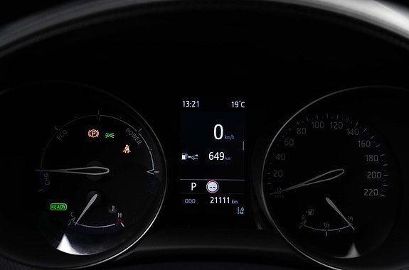 Toyota C-HR 10 of 25