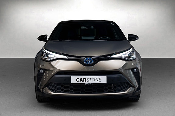Toyota C-HR 4 of 25