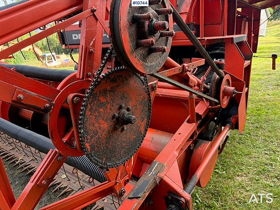 Deutz Fahr  M 660 skurtresker 15 of 26