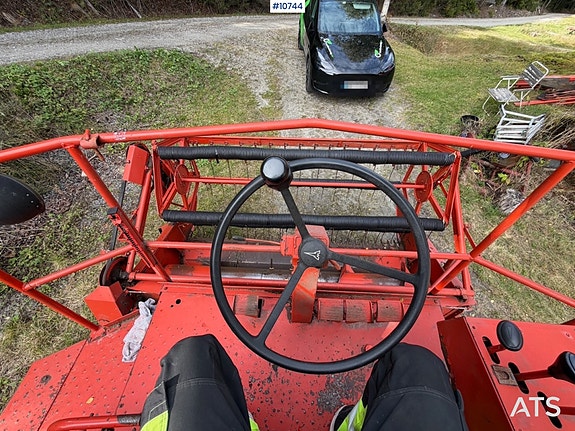 Deutz Fahr  M 660 skurtresker 8 of 26